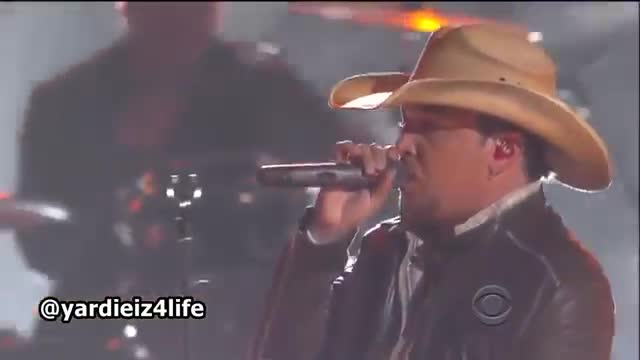 Jason Aldean - Dirt Road Anthem