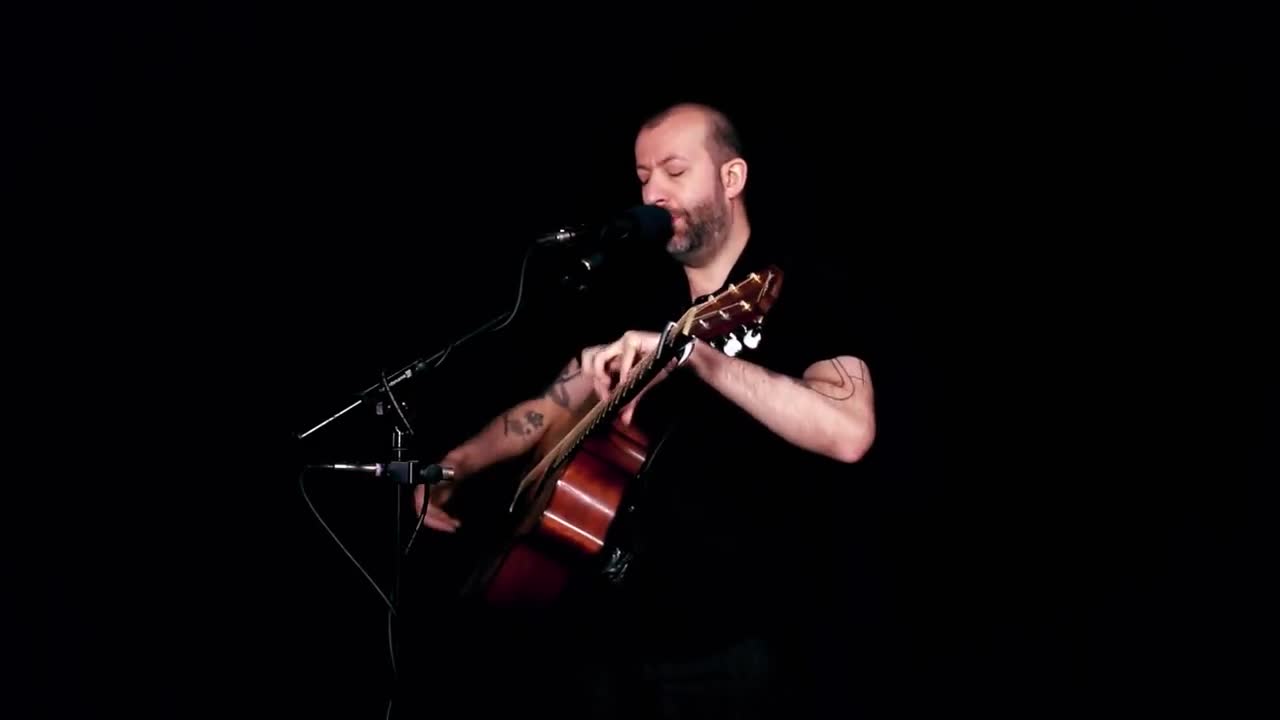 Jon Gomm - High and Dry