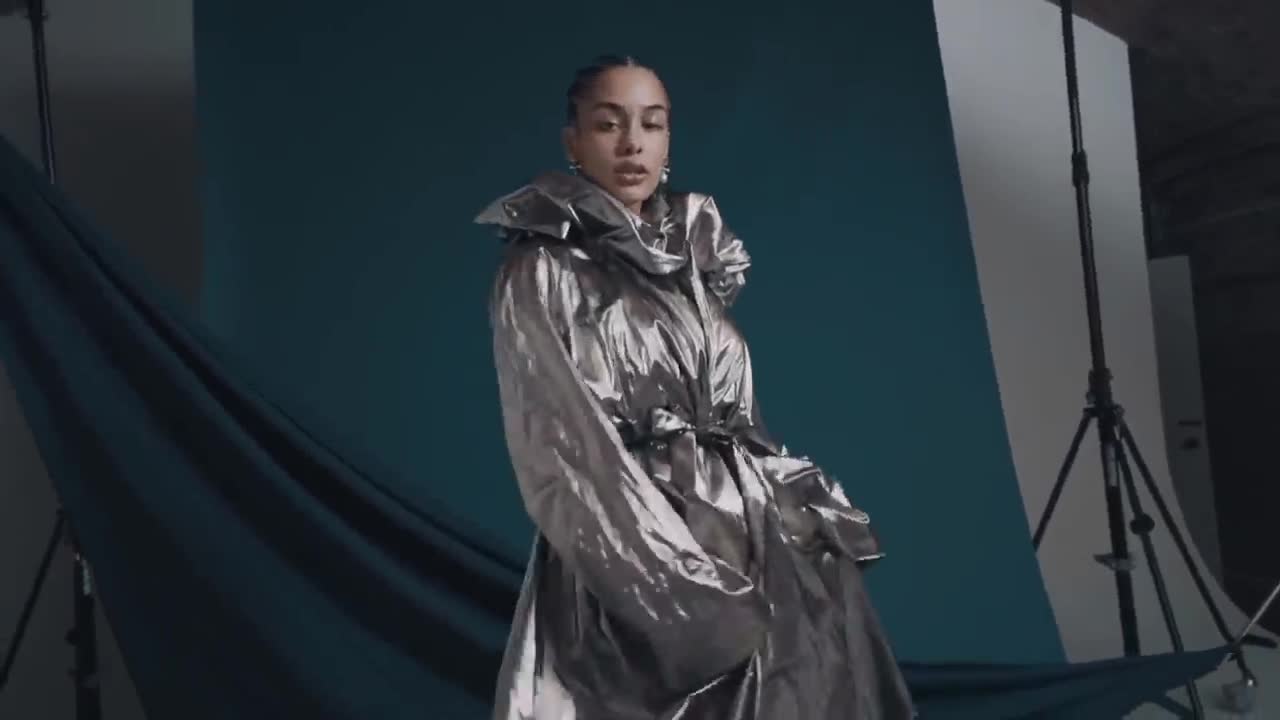 Jorja Smith - Imperfect Circle