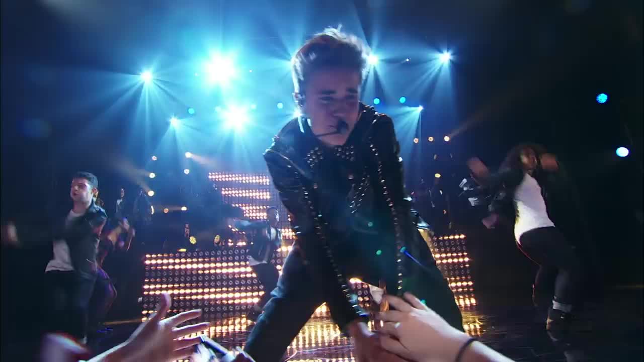 Justin Bieber - All Around the World
