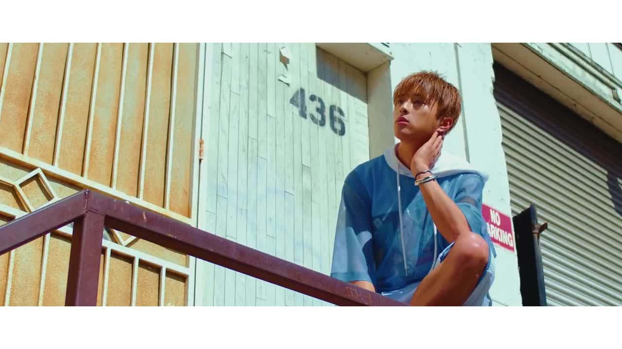 KARD - Hola Hola