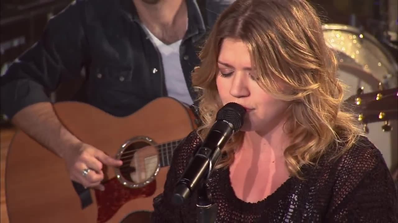 Kelly Clarkson - Because of You