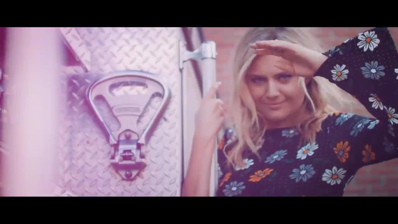 Kelsea Ballerini - Dibs