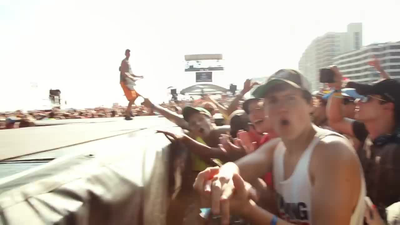 Kenny Chesney - Flora-Bama