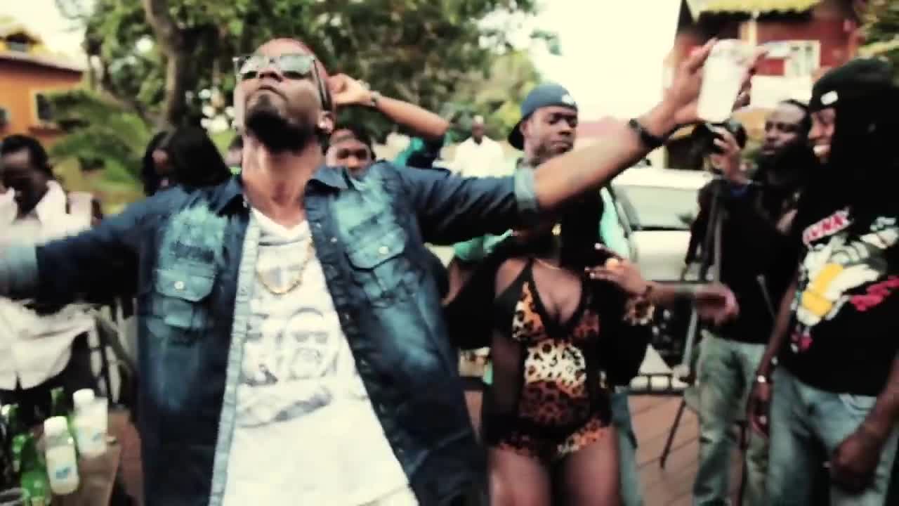 Konshens - Gal a Bubble