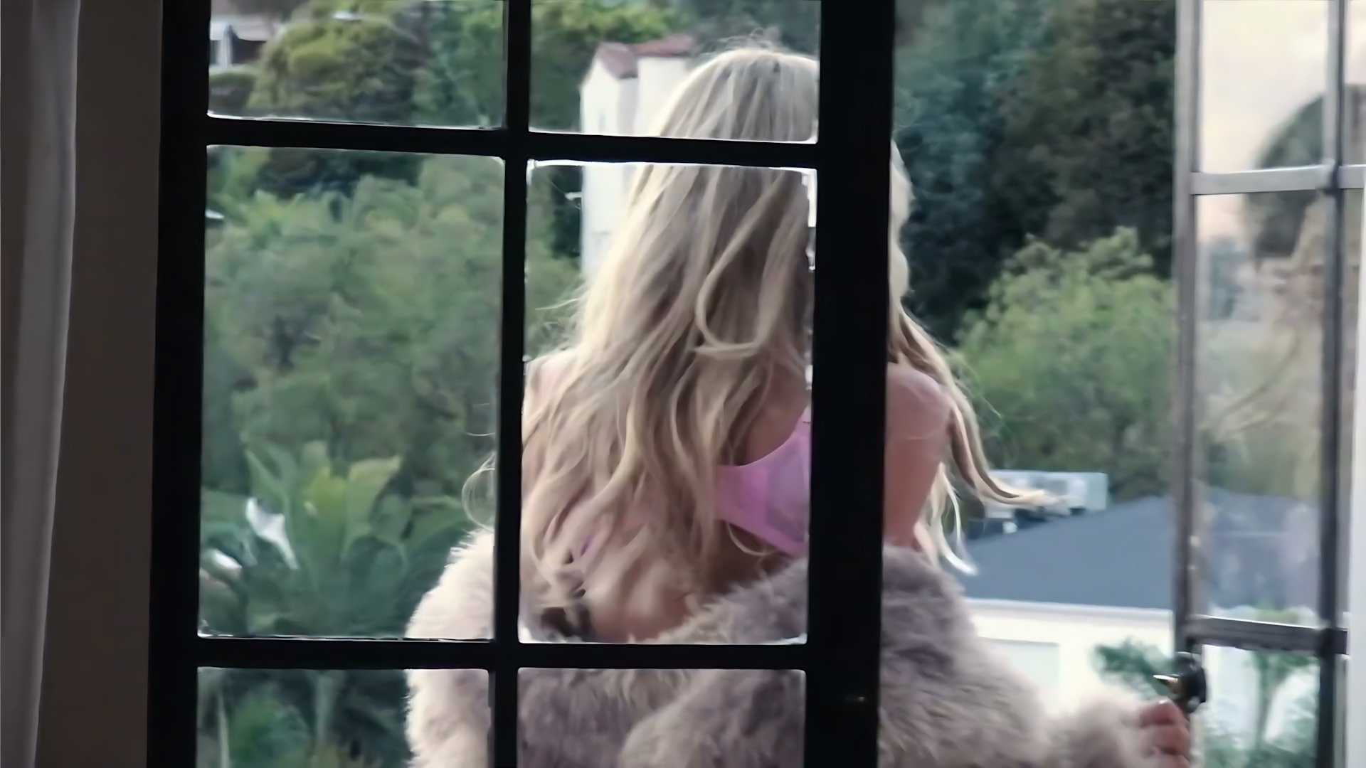 Kyra Machida - Blonde