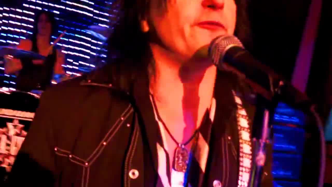 L.A. Guns - You Better Not Love Me