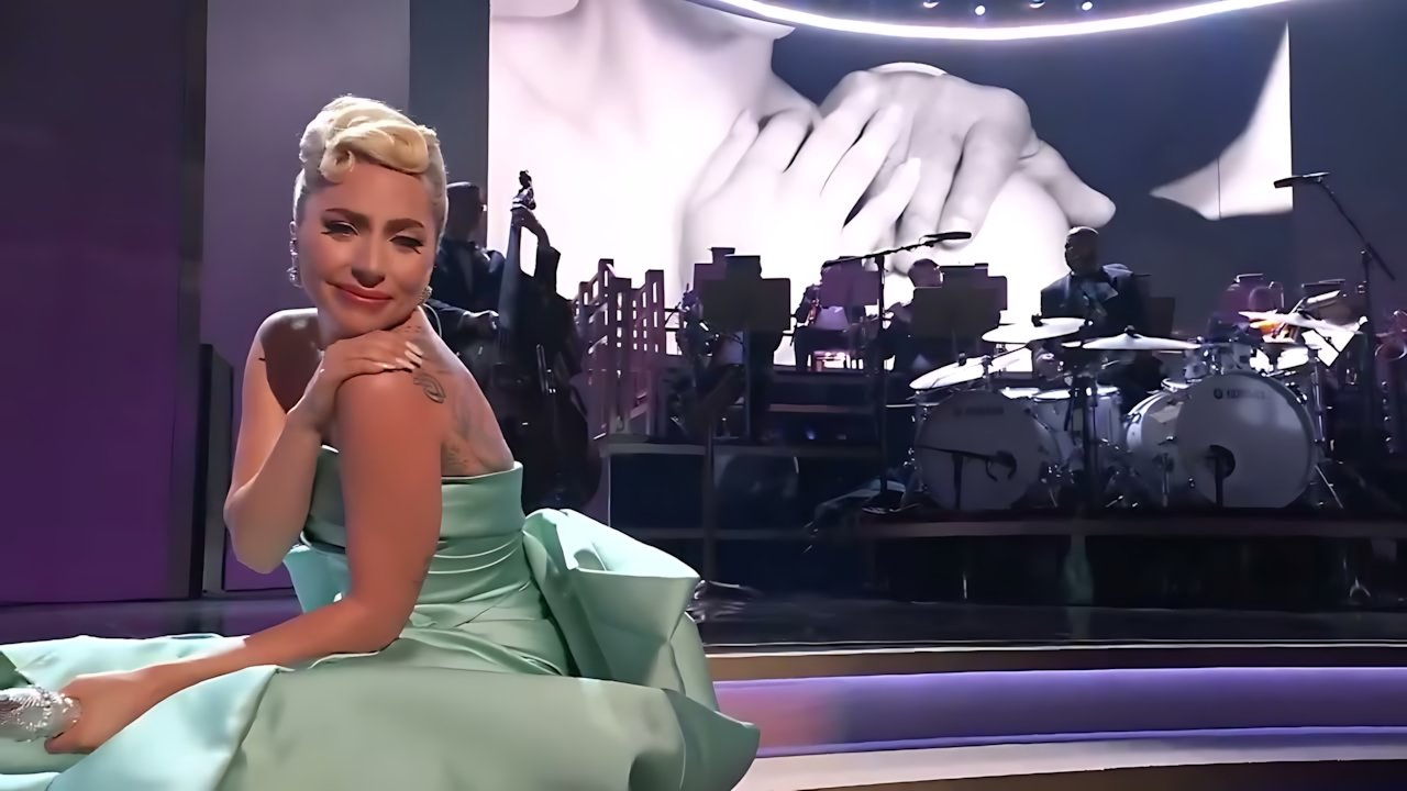 Lady Gaga - Love For Sale/Do I Love You