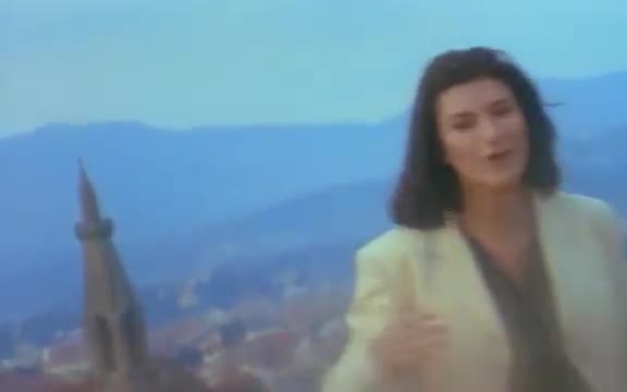 Laura Pausini - Non c'è