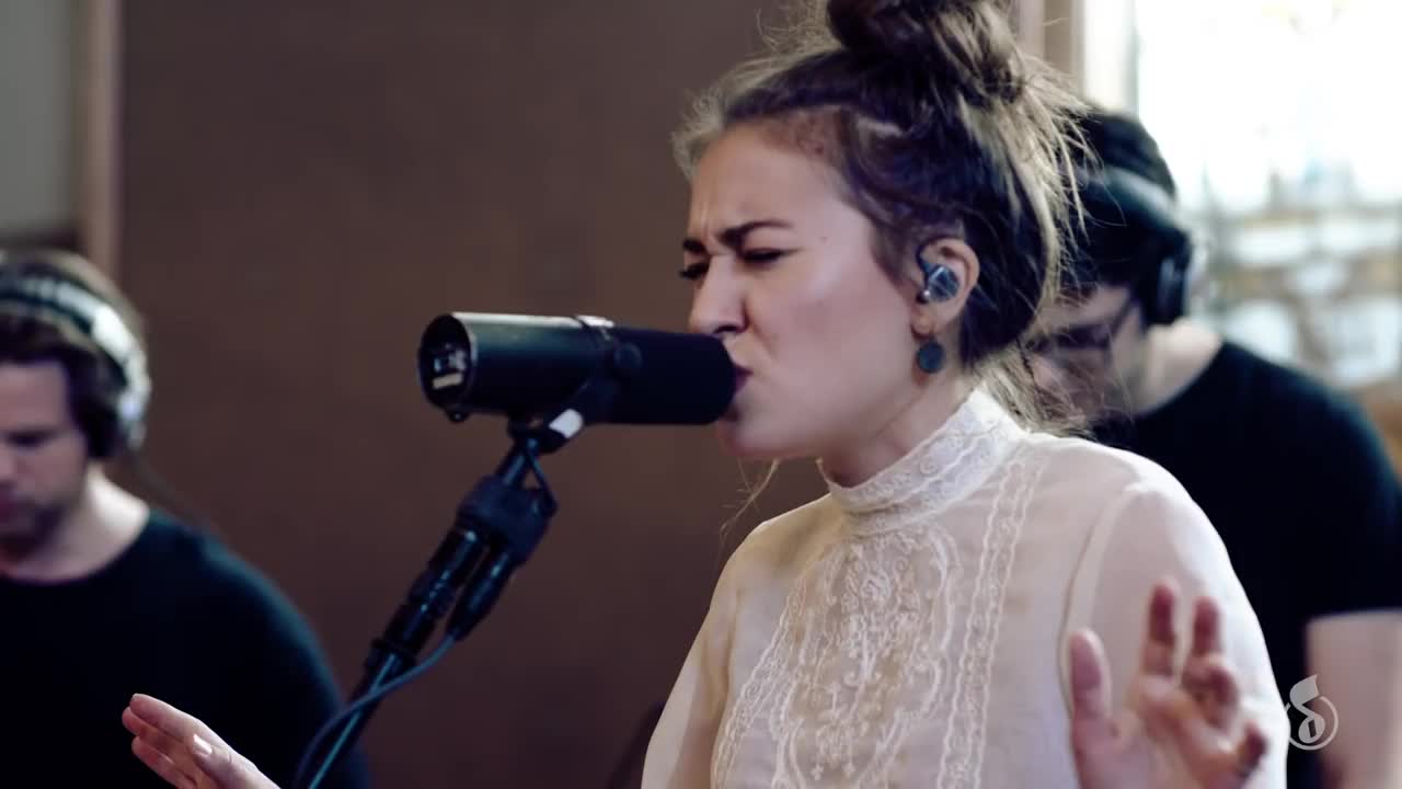 Lauren Daigle - Trust in You