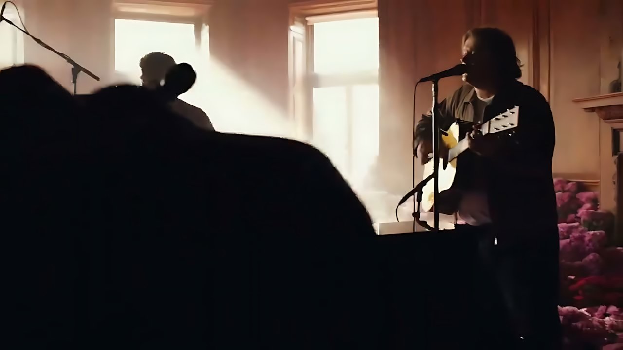 Lewis Capaldi - Survive