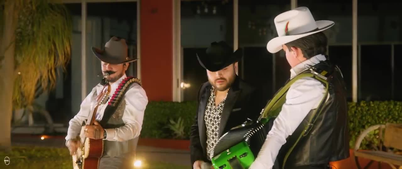 Los Dos Carnales - El Ranchero