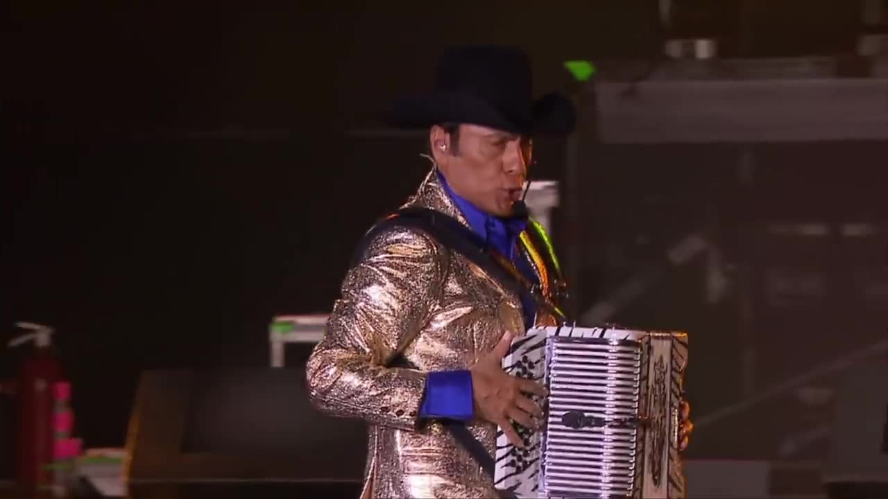 Los Tigres del Norte - Ni parientes somos