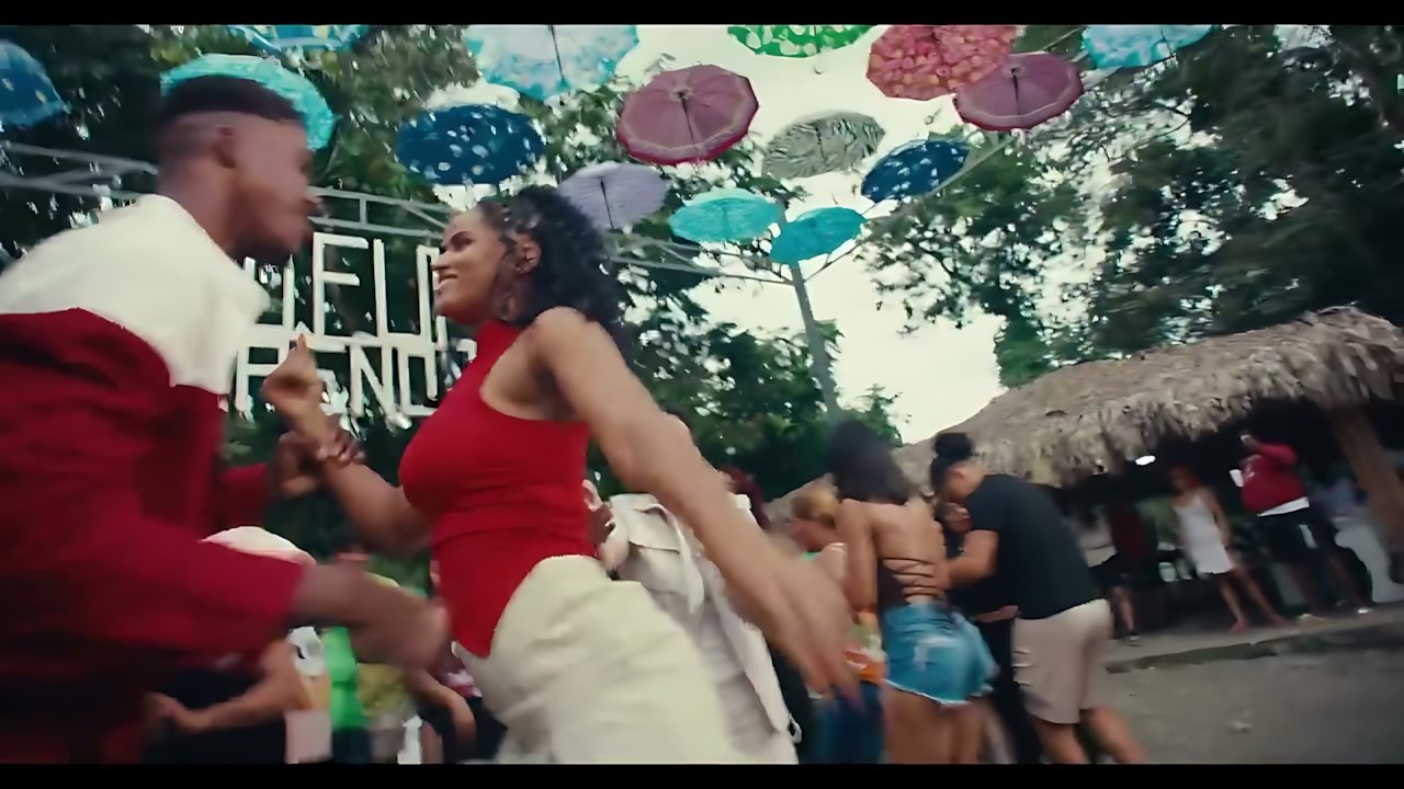 Luis Fonsi - La Romana