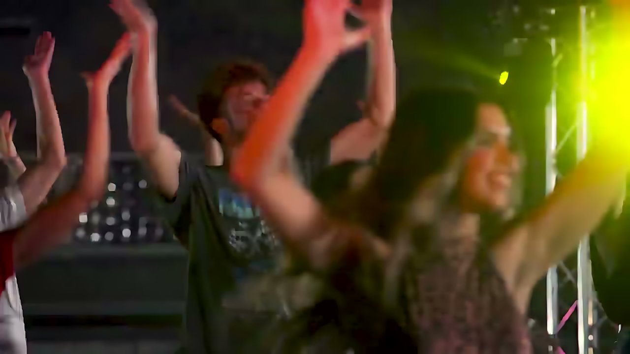 Luis Fonsi - Tocando El Cielo