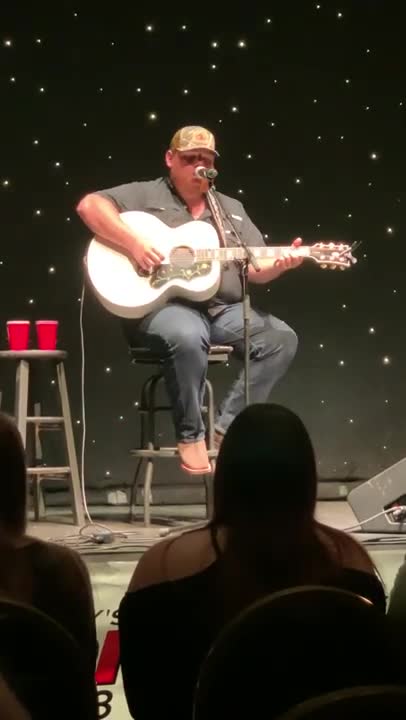 Luke Combs - Dear Today