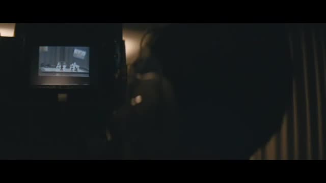 Manic Street Preachers - (It's Not War) Just the End of Love