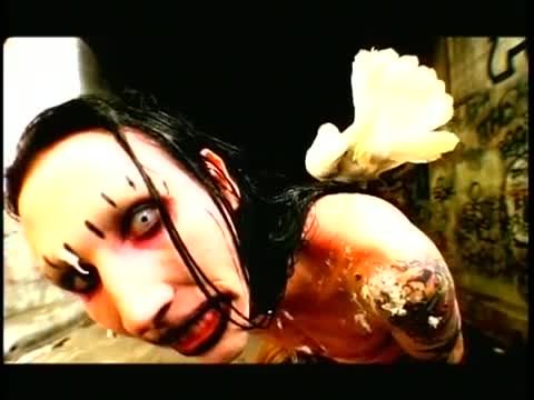 Marilyn Manson - Sweet Dreams