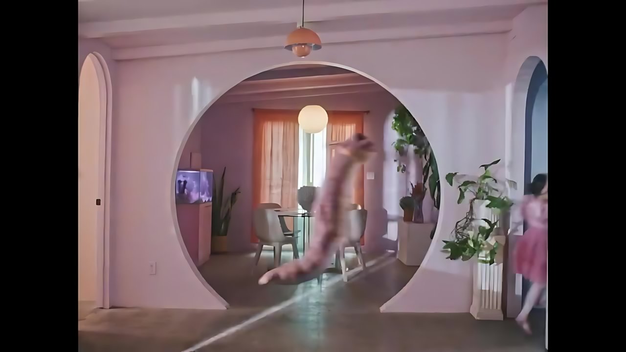 Melanie Martinez - LEECHES