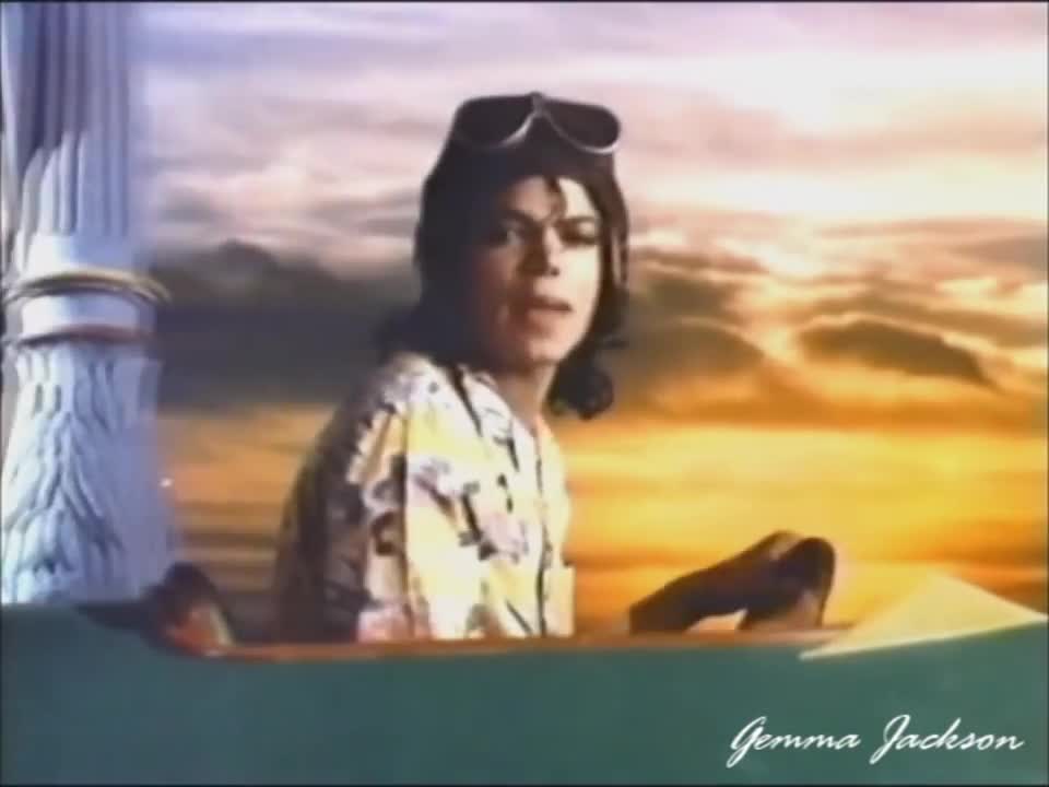 Michael Jackson - Leave Me Alone