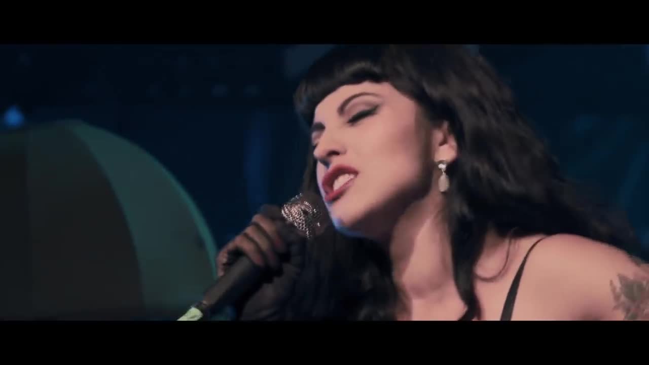 Mon Laferte - Flor de amapola