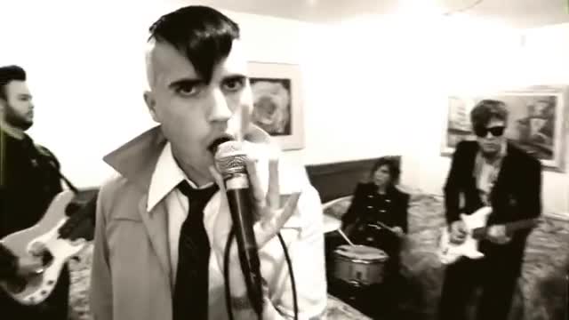 Neon Trees - In the Next Room