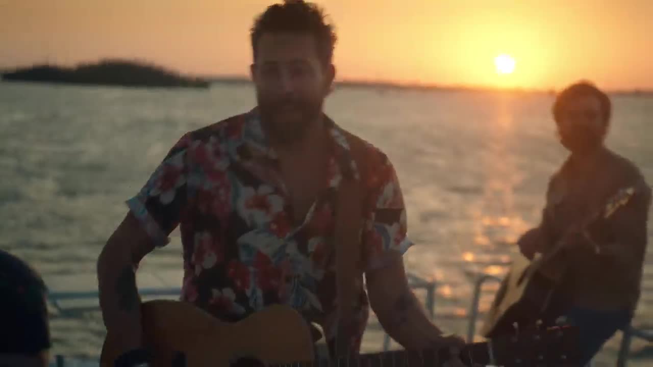 Old Dominion - I Was on a Boat That Day