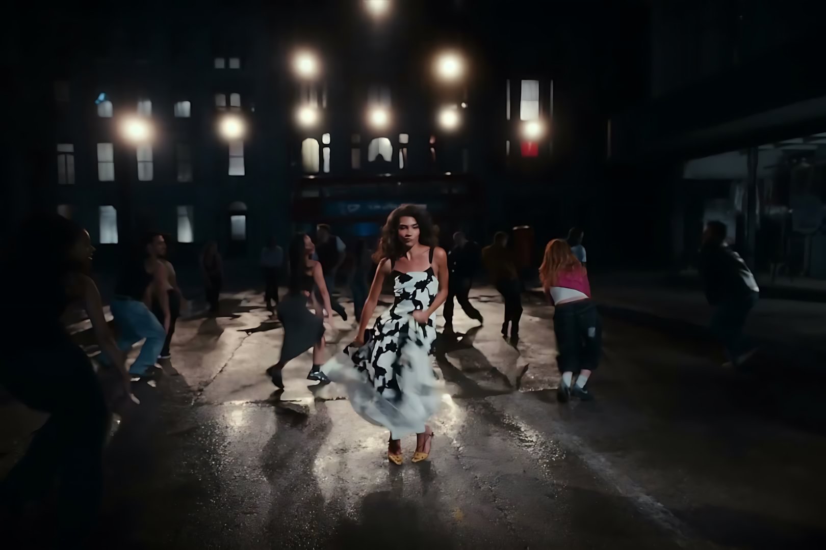 Olivia Dean - So Easy (To Fall in Love)