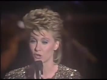 Olivia Newton‐John - Let Me Be There