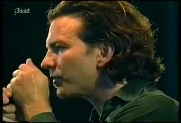 Pearl Jam - Nothing as It Seems