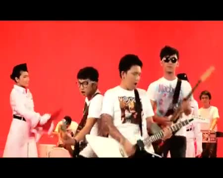 Pee Wee Gaskins - Dari Mata Sang Garuda