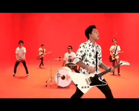 Pee Wee Gaskins - Dari Mata Sang Garuda