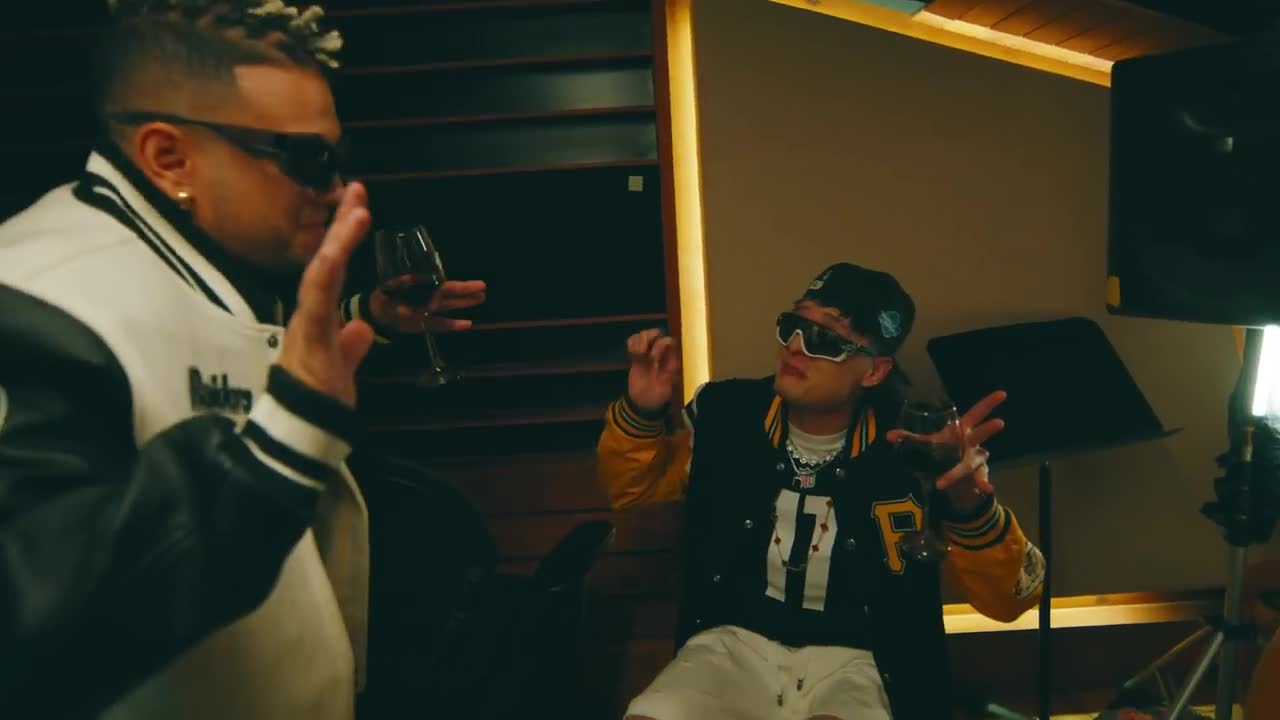 Peso Pluma - EL HECHIZO