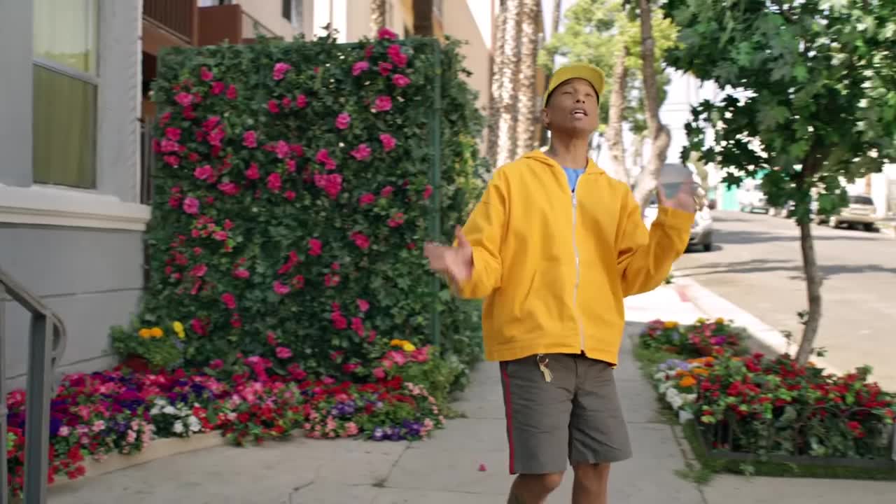 Pharrell Williams - Yellow Light
