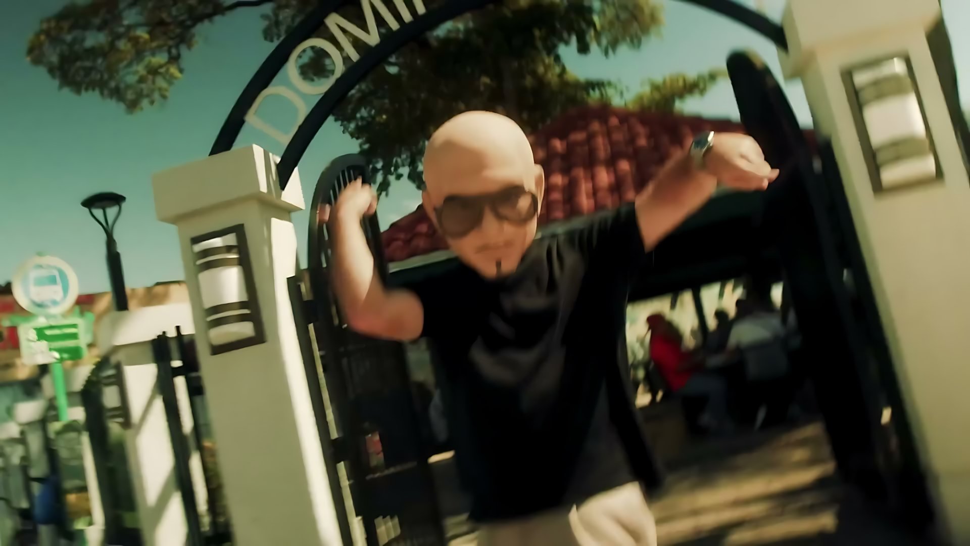 Pitbull - Damn I Love Miami