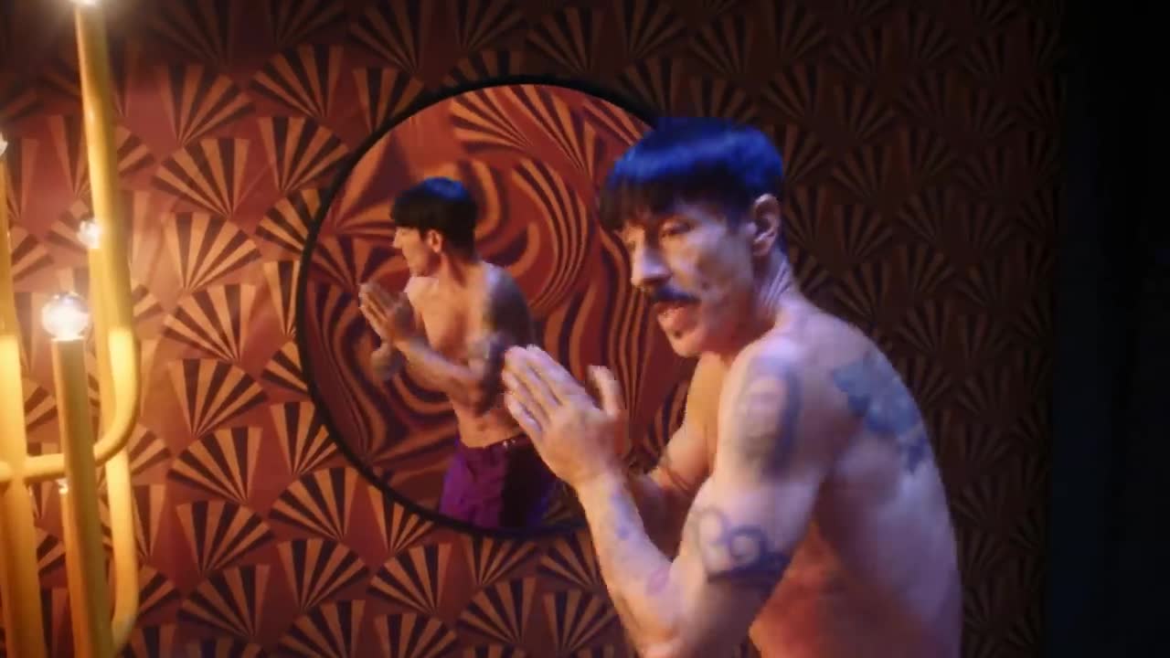 Red Hot Chili Peppers - Tippa My Tongue