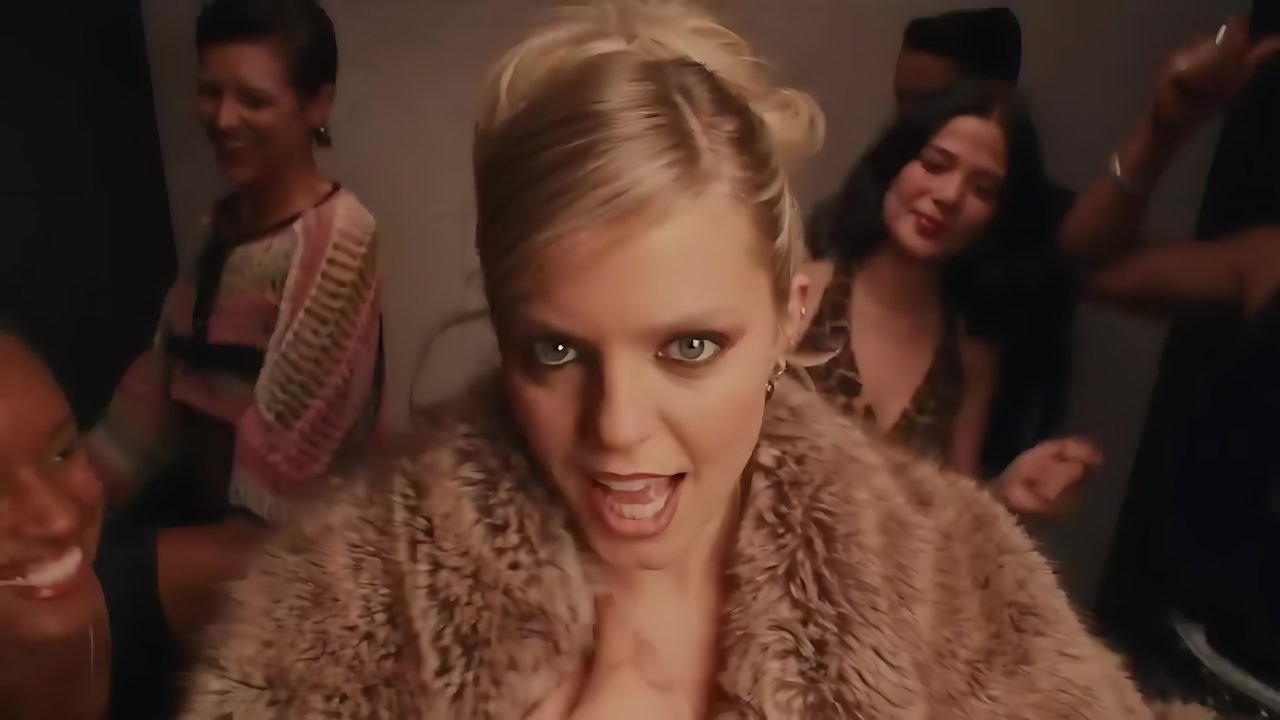 Reneé Rapp - Mad