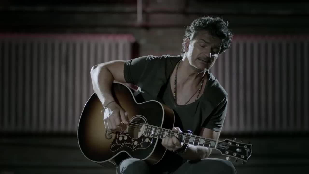 Ricardo Arjona - Nada es como tú (acústico)