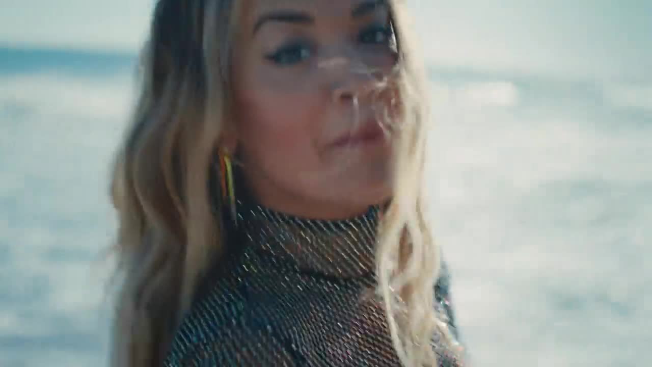 Rita Ora - Seaside