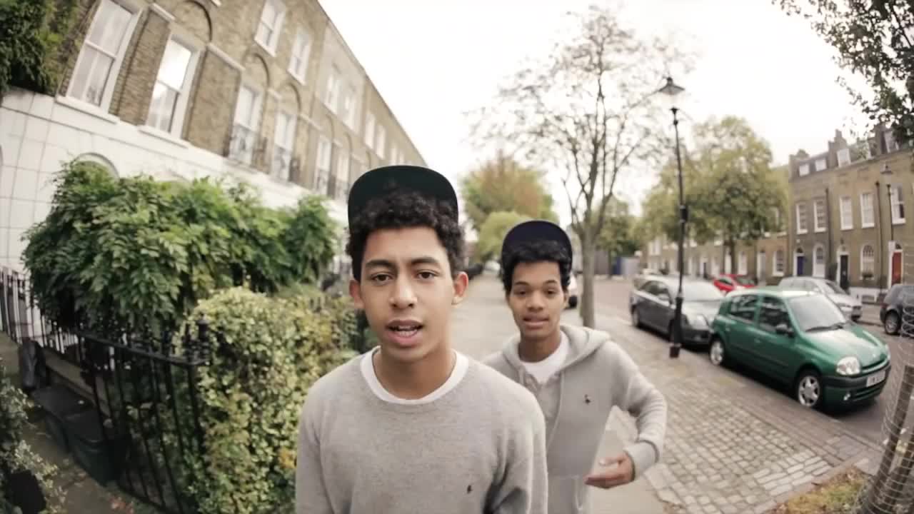 Rizzle Kicks - Miss Cigarette