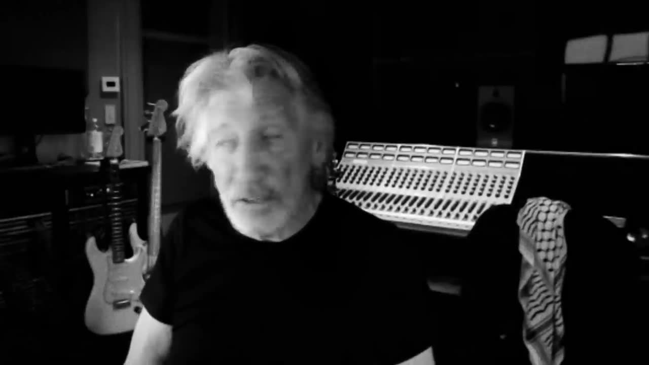 Roger Waters - Several Species of Small Furry Animals Gathered Together in a Cave and Grooving With a Pict