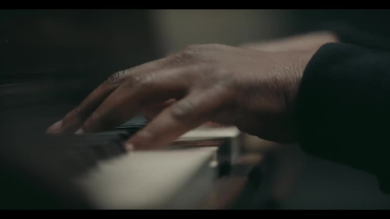 Sampha - (No One Knows Me) Like the Piano