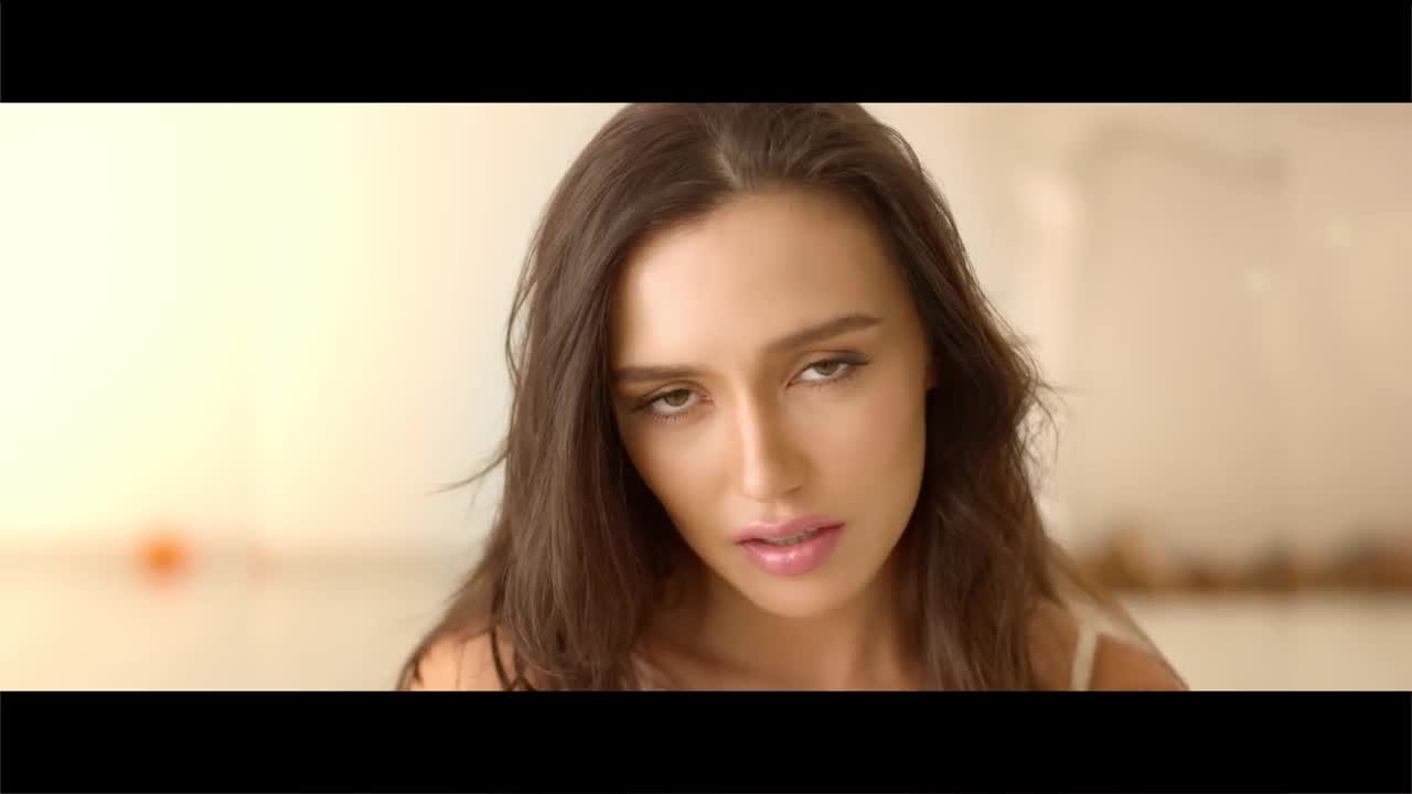 SEREBRO - Kiss