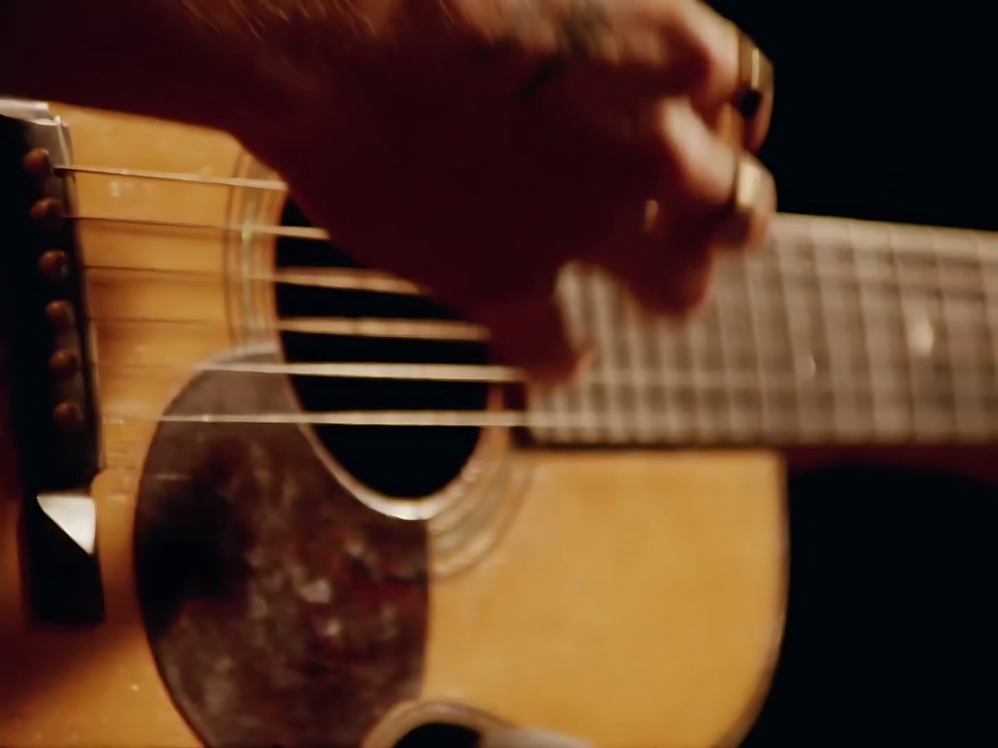 Shawn Mendes - Heart of Gold