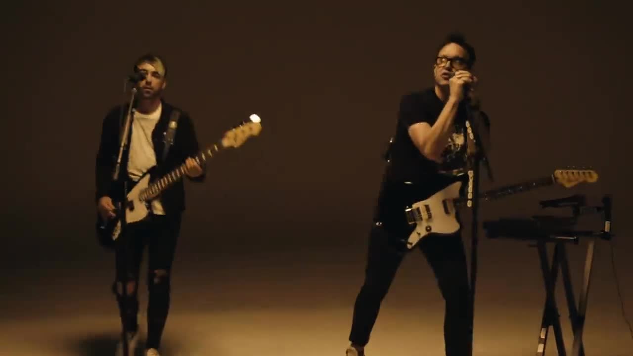 Simple Creatures - One Little Lie