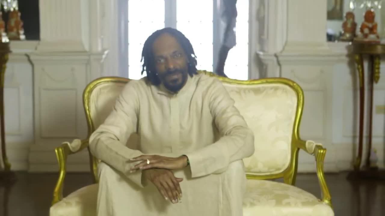 Snoop Lion - Here Comes the King