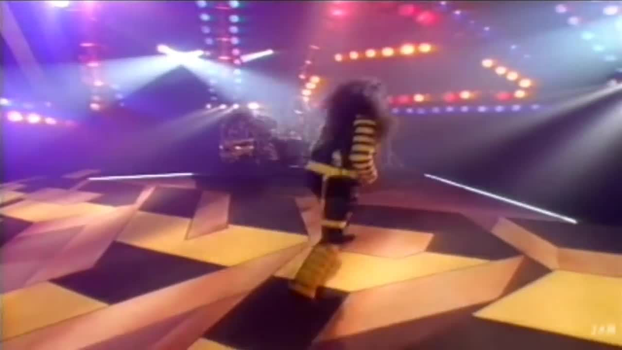 Stryper - Calling on You