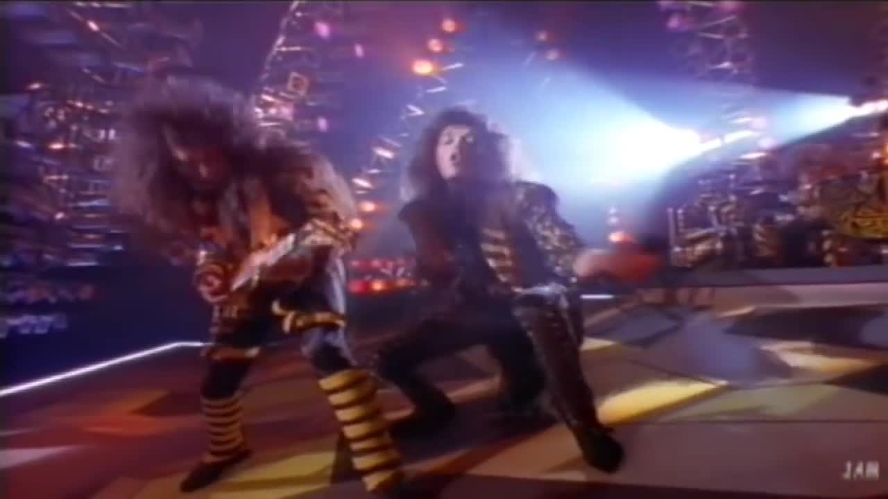 Stryper - Calling on You