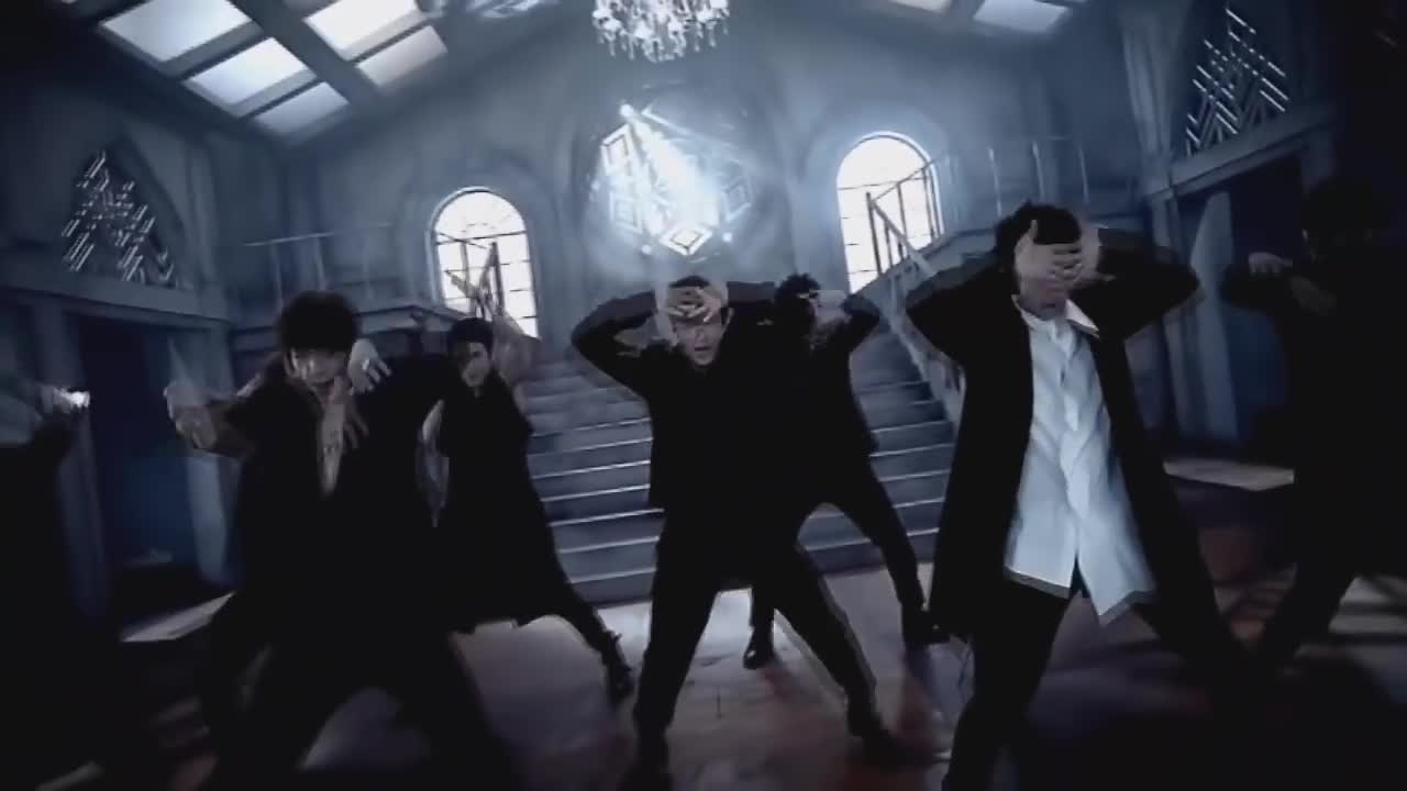 SUPER JUNIOR - Opera