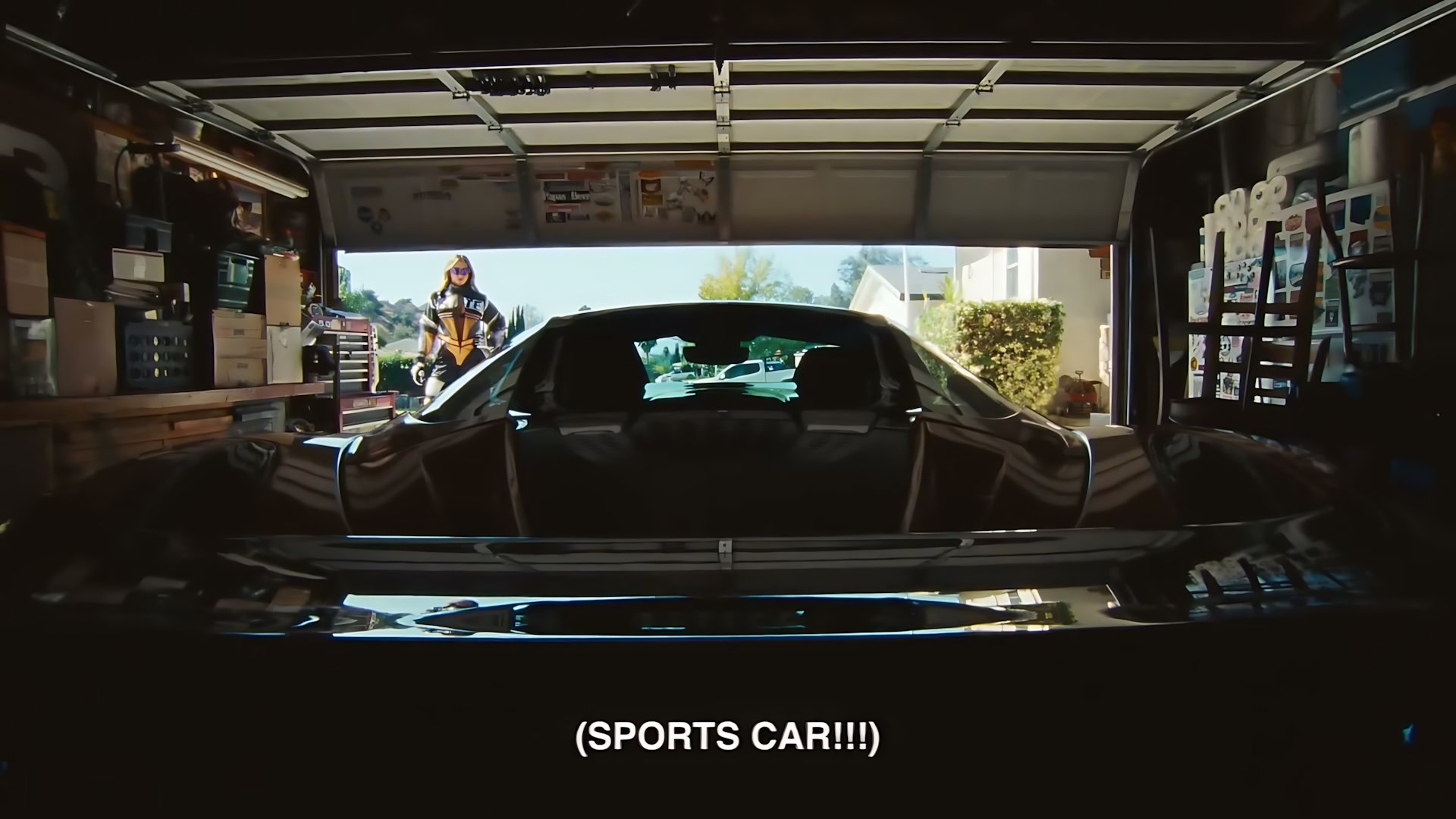 Tate McRae - 2 hands